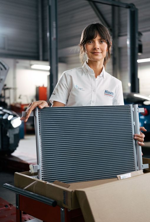 Nissens 94911 Condensatore Climatizzatore Compatibile Con Mercedes-Benz Classe A (W169) E Classe B (W245)